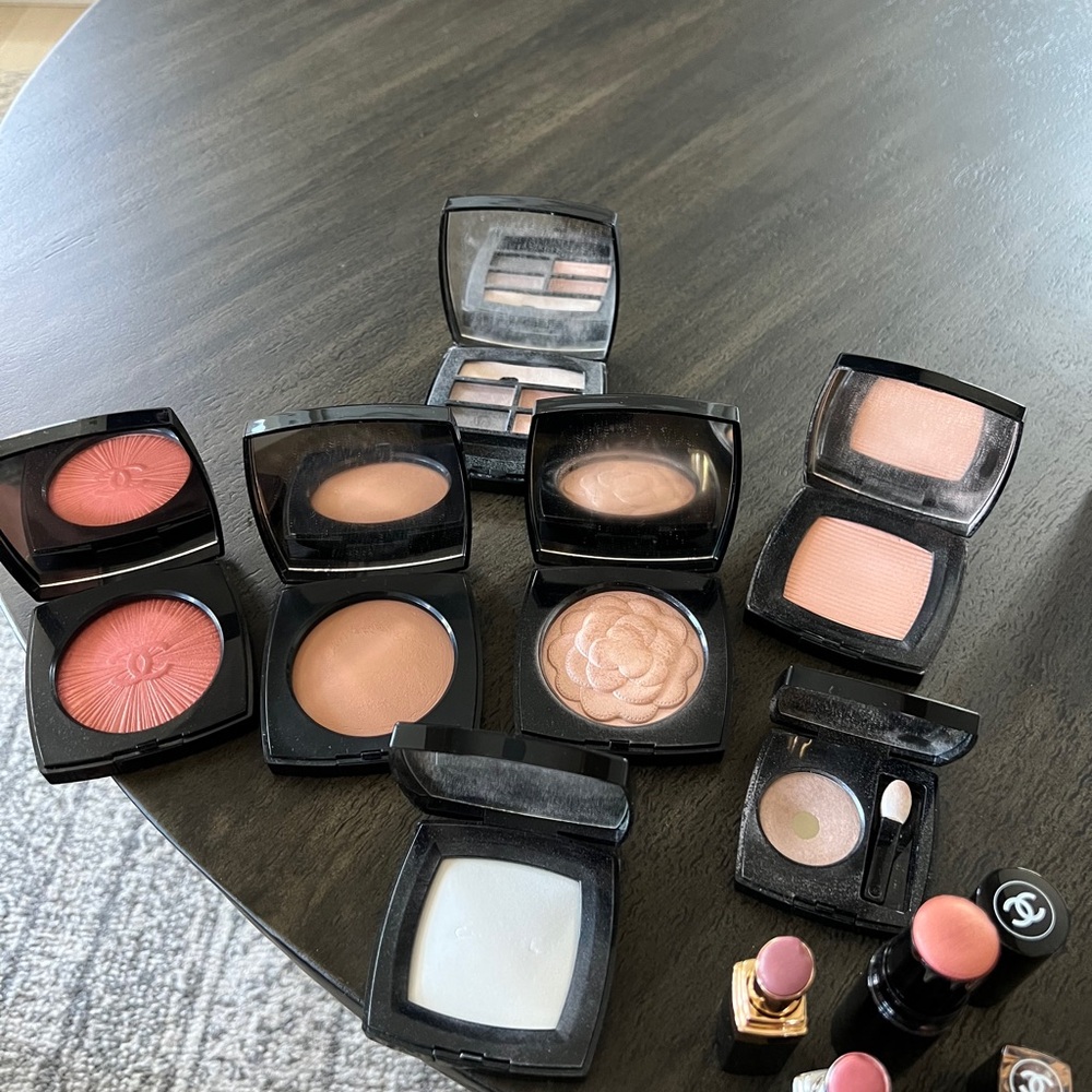 Chanel Makeup Palette - Pink, and Peach